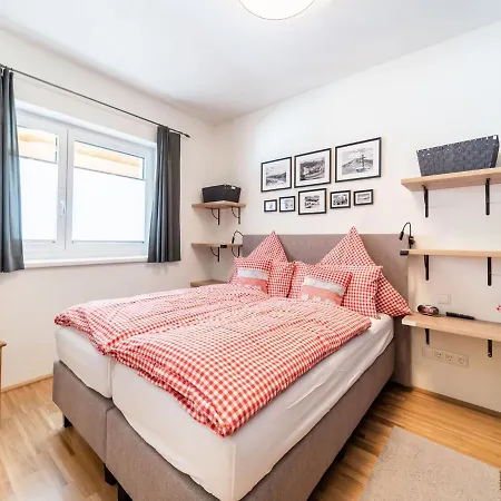 Daire Top- 4 Star Apartment In Tamsweg Near Ski Area