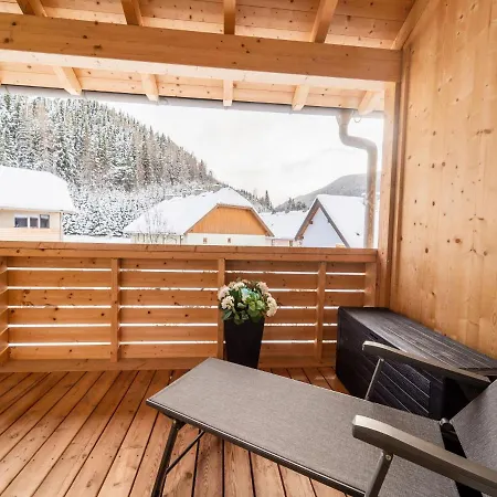 Top- 4 Star Apartment In Tamsweg Near Ski Area Daire *
