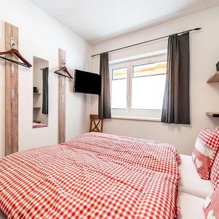 Daire Top- 4 Star Apartment In Tamsweg Near Ski Area Tamsweg