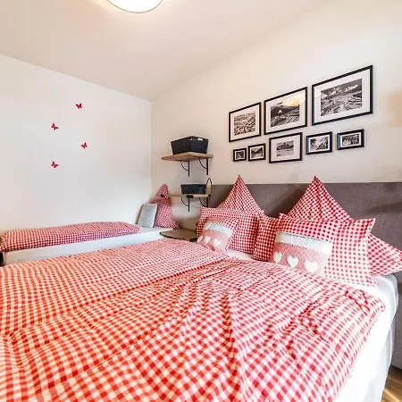 Top- 4 Star Apartment In Tamsweg Near Ski Area